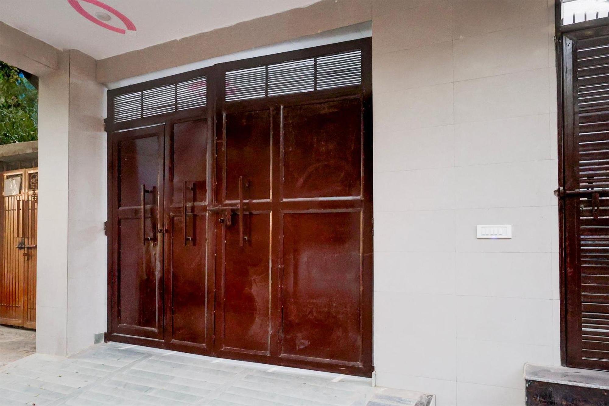 Hotel The Arrow Near Paschim Vihar Delhi  Esterno foto